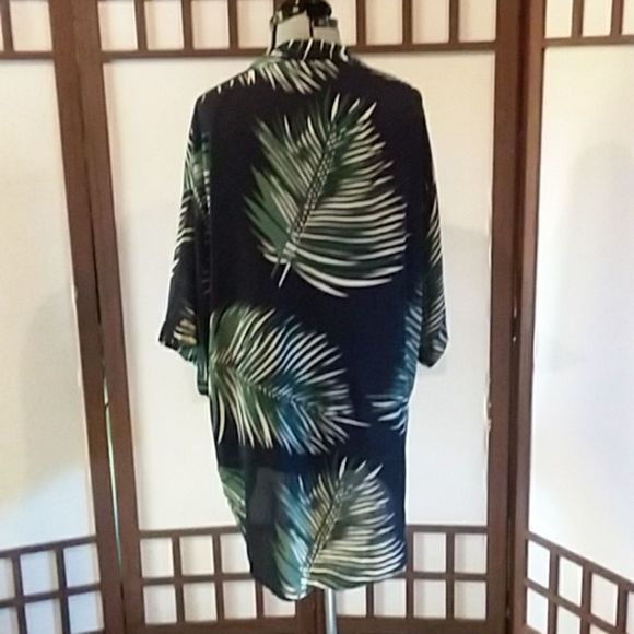 GLAM kimono one size fits most , black green,and white tropical leaves print - Picture 3 of 12